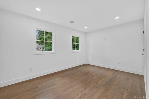 238 N Oak Street Massapequa NY 11758