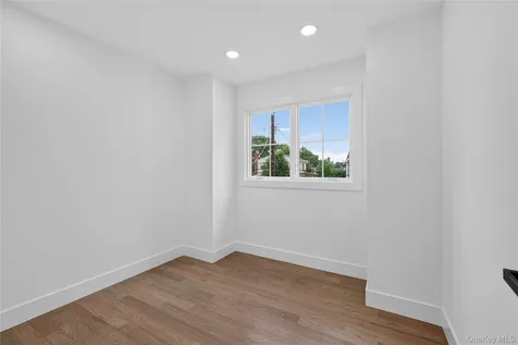 238 N Oak Street Massapequa NY 11758