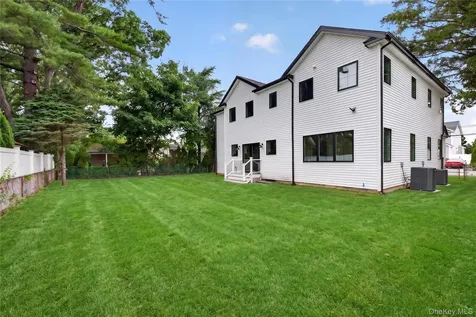 238 N Oak Street Massapequa NY 11758