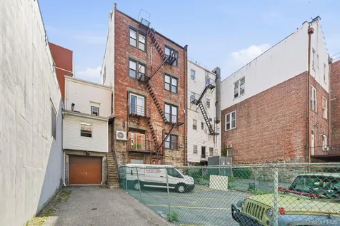 135 Mamaroneck Avenue Mamaroneck NY 10543