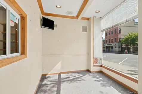 135 Mamaroneck Avenue Mamaroneck NY 10543