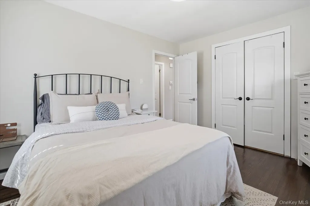 3956 Wicks Avenue Seaford NY 11783