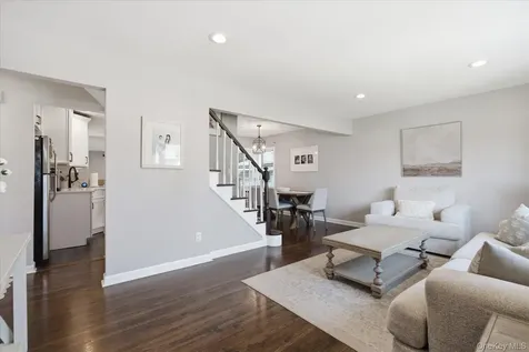 3956 Wicks Avenue Seaford NY 11783