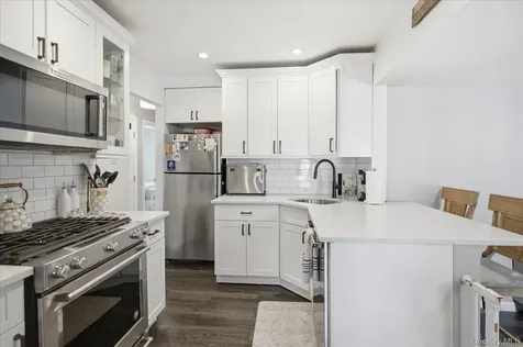 3956 Wicks Avenue Seaford NY 11783