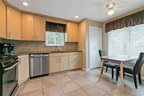 95 Wild Birch Farms Cortlandt Manor NY 10567