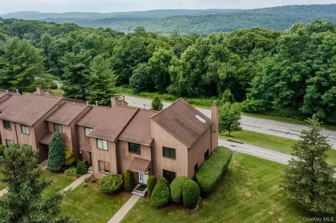 95 Wild Birch Farms Cortlandt Manor NY 10567