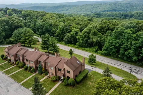 95 Wild Birch Farms Cortlandt Manor NY 10567
