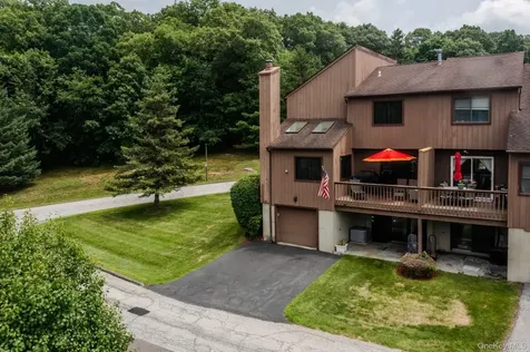 95 Wild Birch Farms Cortlandt Manor NY 10567