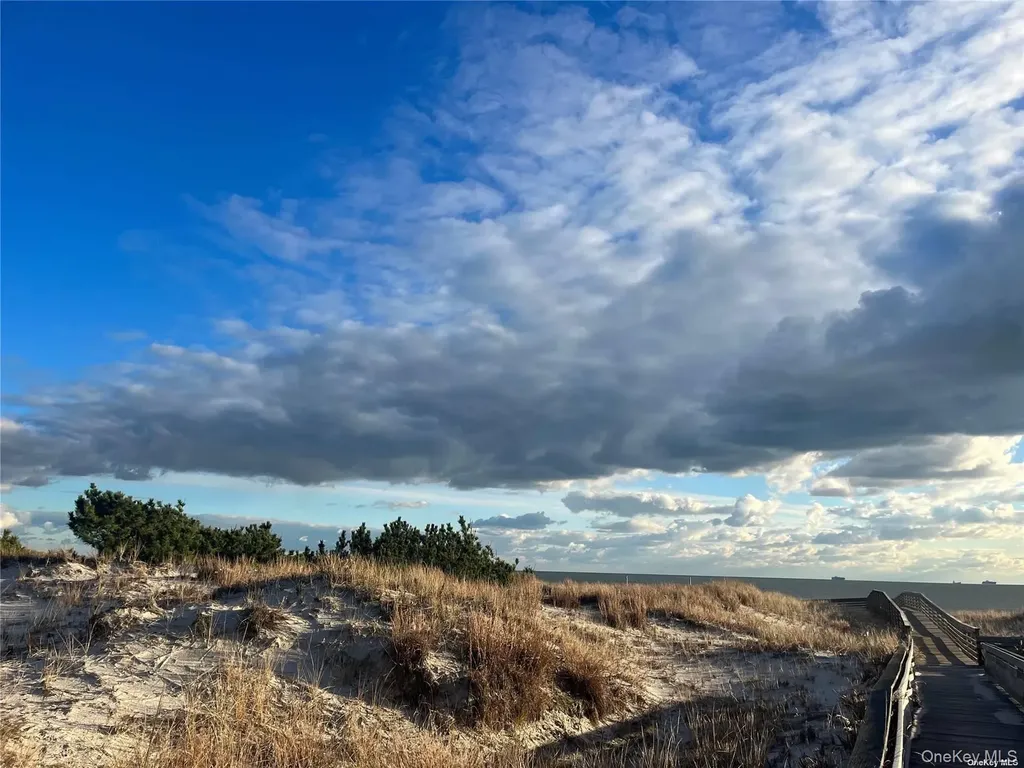 11 Biarritz Lido Beach NY 11561