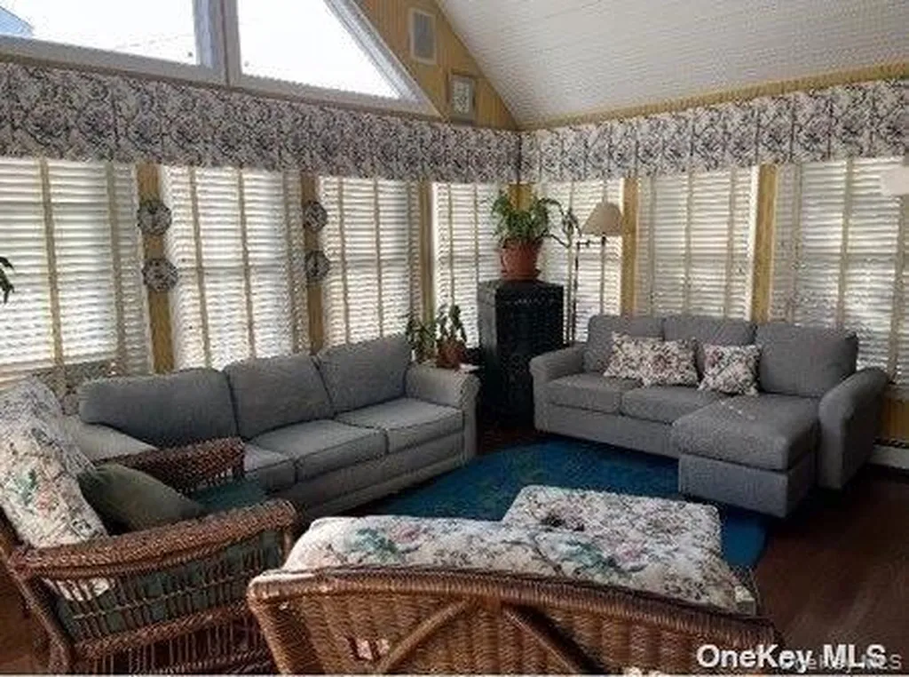 11 Biarritz Lido Beach NY 11561