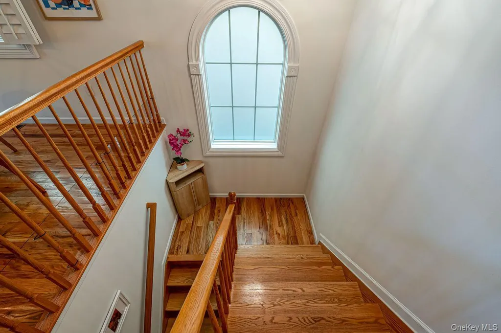441 E Broadway Long Beach NY 11561