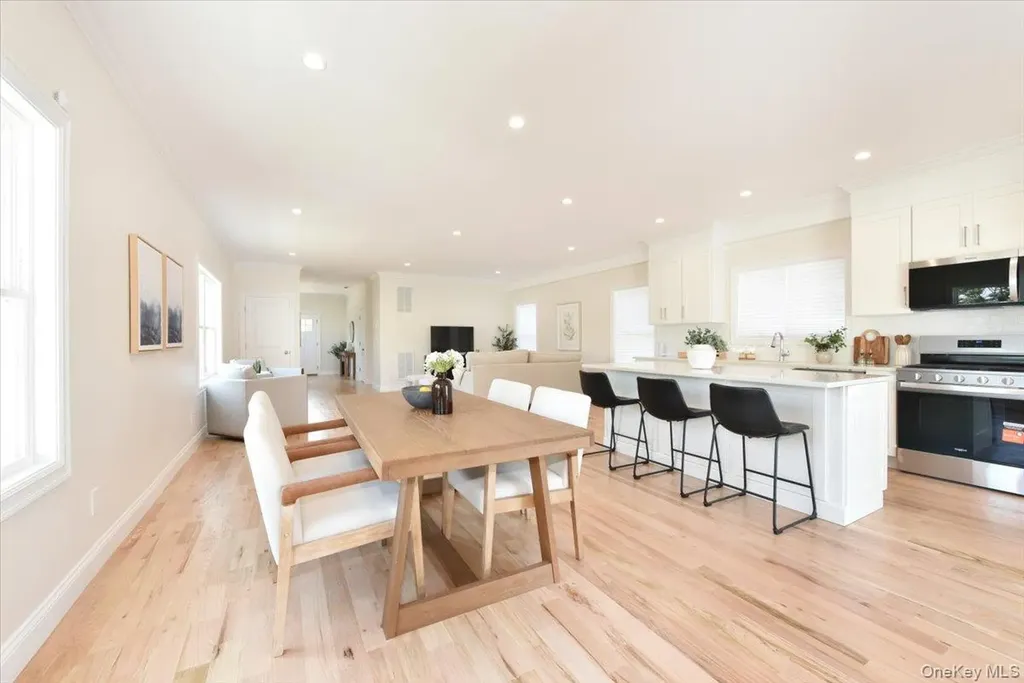44 Bell Street Valley Stream NY 11580