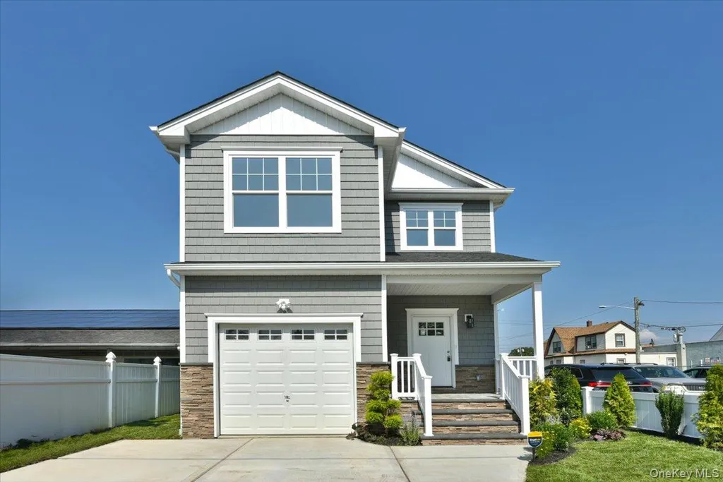 44 Bell Street Valley Stream NY 11580