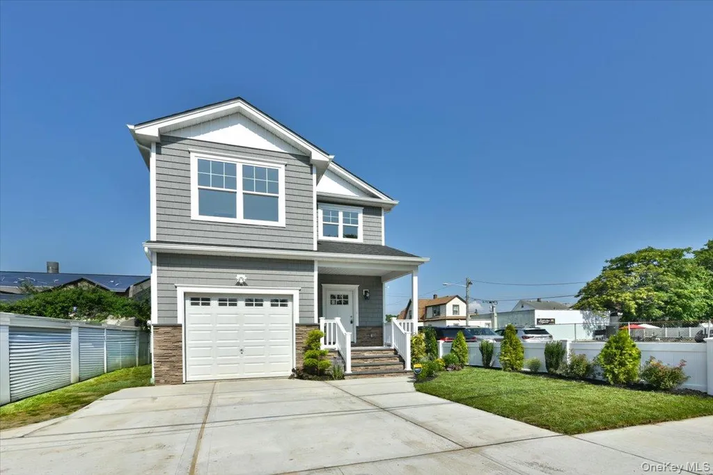 44 Bell Street Valley Stream NY 11580