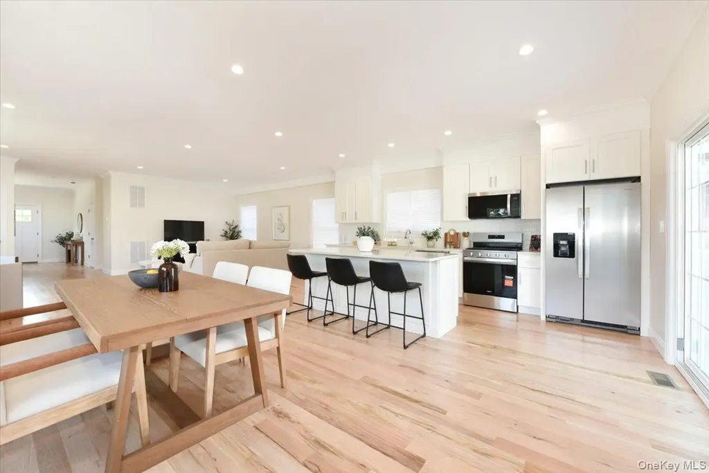 44 Bell Street Valley Stream NY 11580