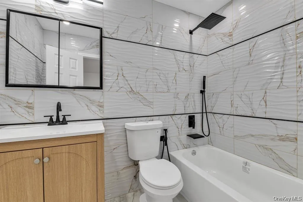 8222 Avenue J Brooklyn NY 11236