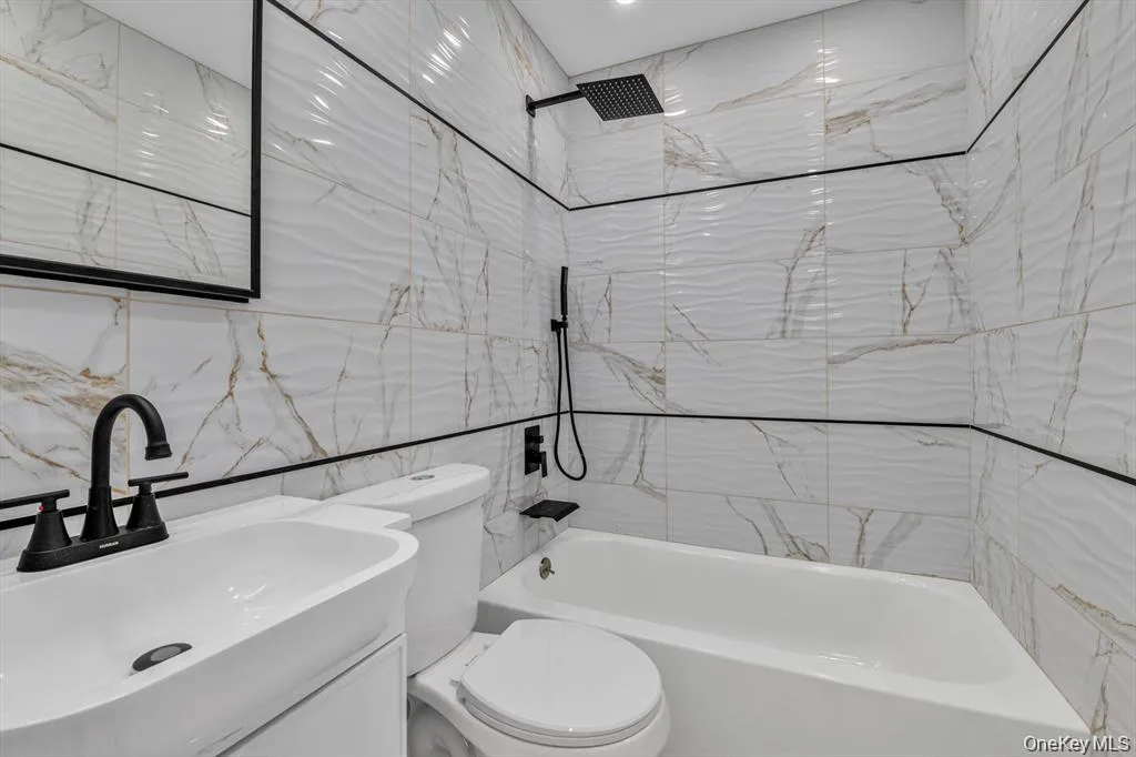 8222 Avenue J Brooklyn NY 11236