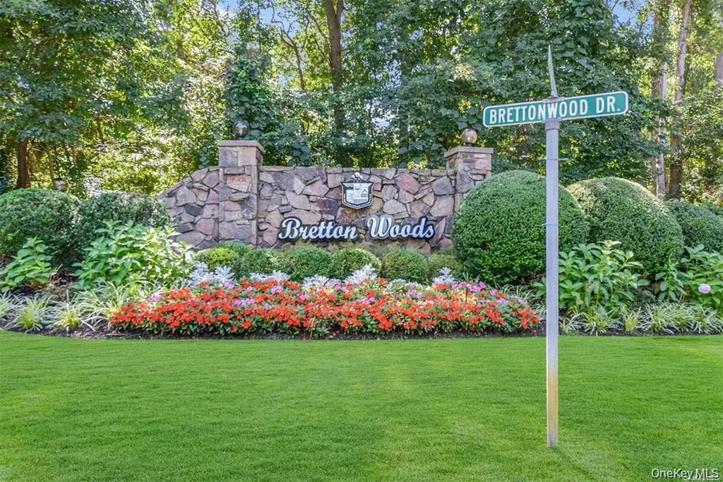 855 Skyline Drive Coram NY 11727