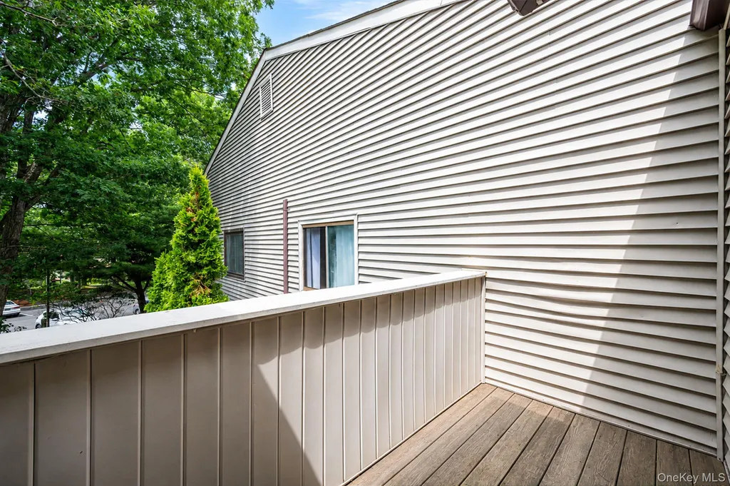 855 Skyline Drive Coram NY 11727