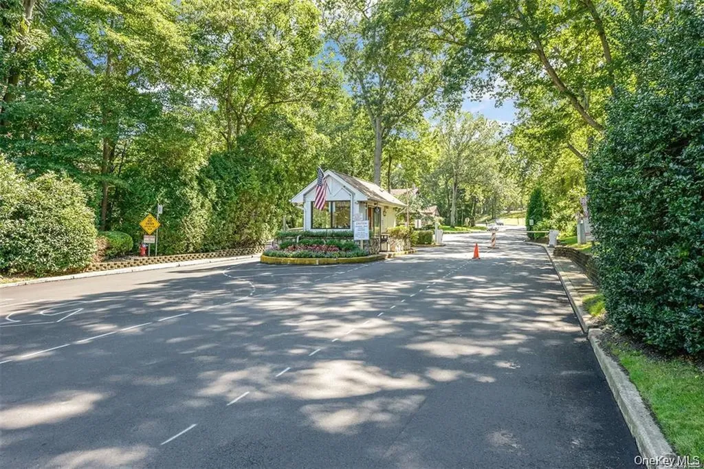 855 Skyline Drive Coram NY 11727
