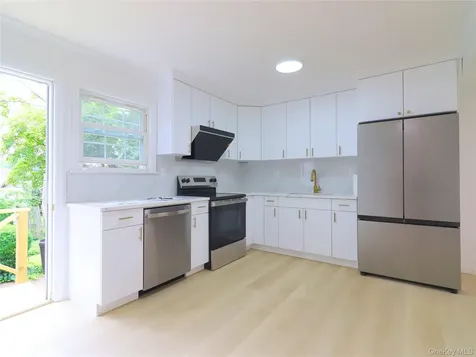 7 Locust Street Glen Head NY 11545