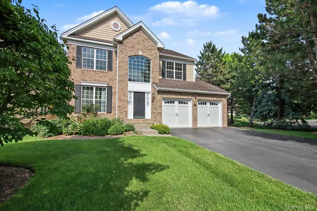 427 Vassar Place Fishkill NY 12524