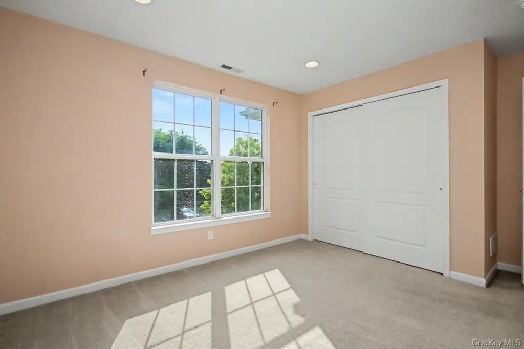 427 Vassar Place Fishkill NY 12524