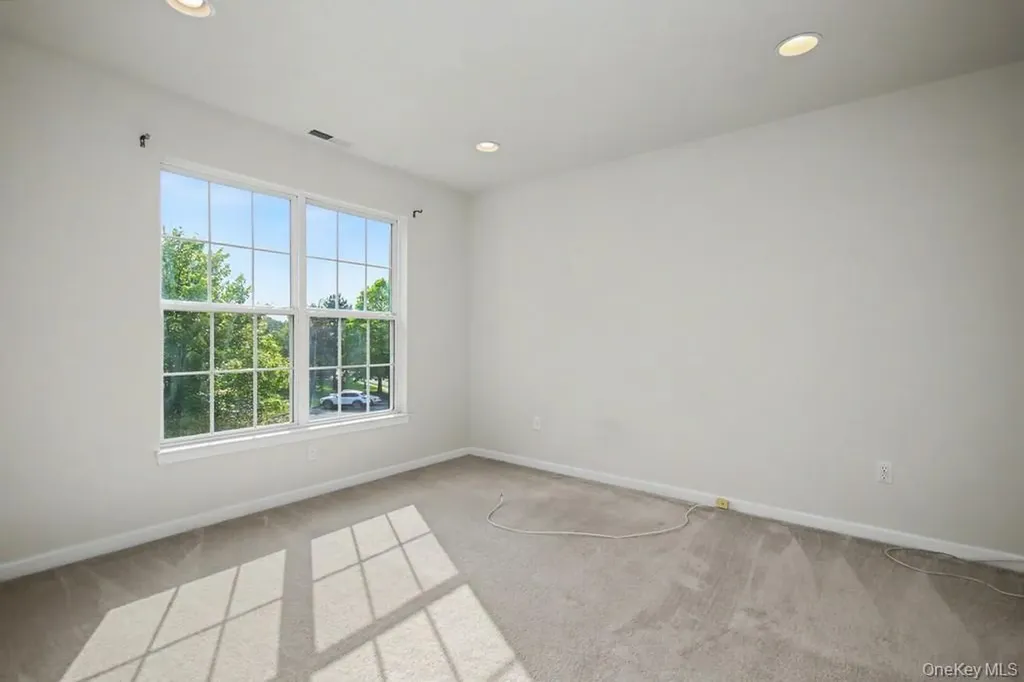 427 Vassar Place Fishkill NY 12524