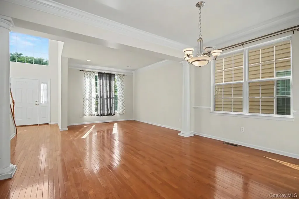 427 Vassar Place Fishkill NY 12524