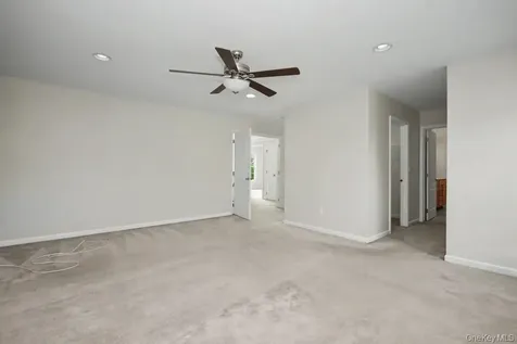 427 Vassar Place Fishkill NY 12524
