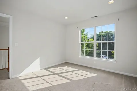 427 Vassar Place Fishkill NY 12524