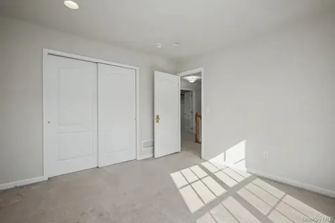 427 Vassar Place Fishkill NY 12524