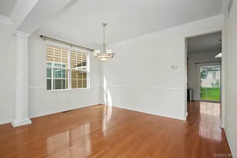 427 Vassar Place Fishkill NY 12524