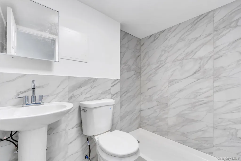 61 Herbert Circle Patchogue NY 11772