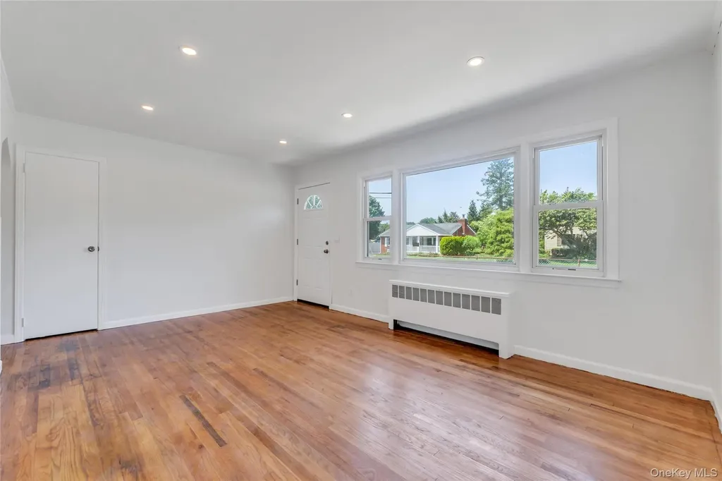 61 Herbert Circle Patchogue NY 11772