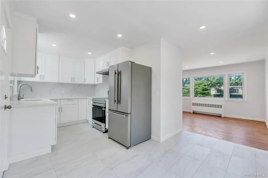 61 Herbert Circle Patchogue NY 11772