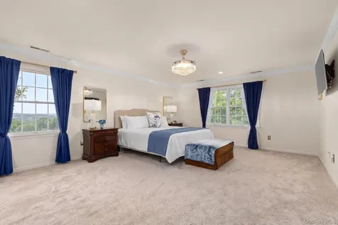 128 Apple Hill Road Brewster NY 10509