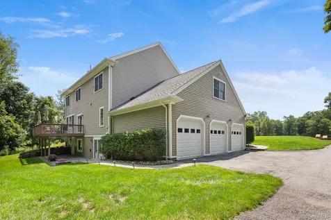 128 Apple Hill Road Brewster NY 10509