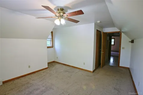 16 Elizabeth Drive Tivoli NY 12583