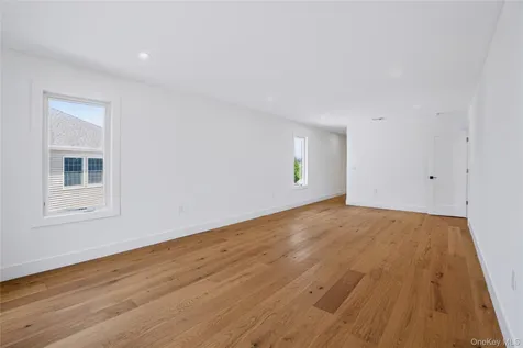 45 Glade Lane Levittown NY 11756