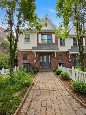 240-250 Pelham Road New Rochelle NY 10805