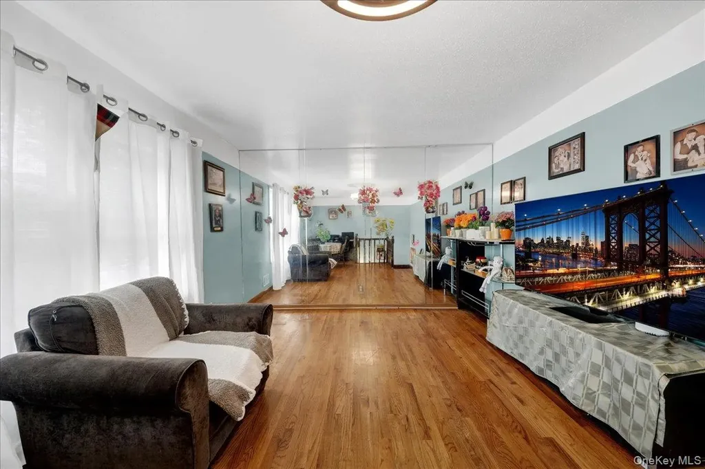 2066 Cicero Avenue Bronx NY 10473