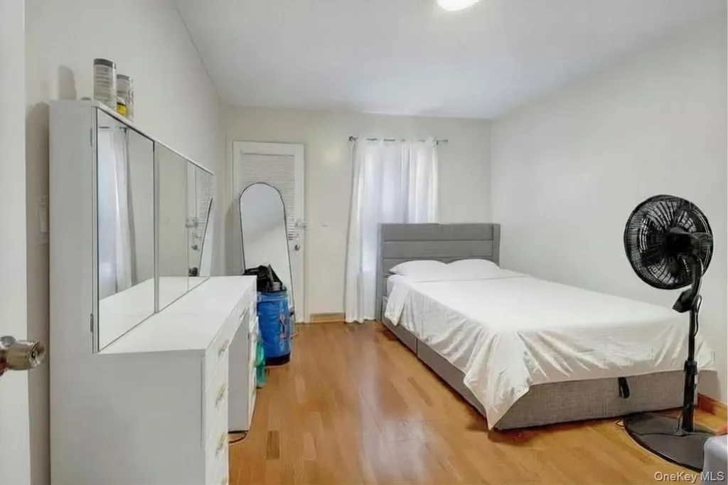 2066 Cicero Avenue Bronx NY 10473