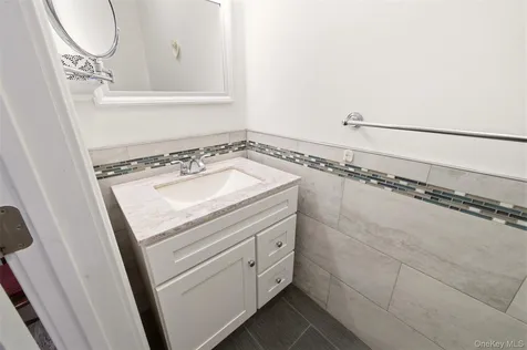 723 Carman Avenue Westbury NY 11590