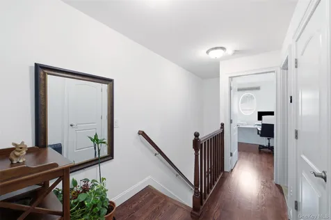 723 Carman Avenue Westbury NY 11590