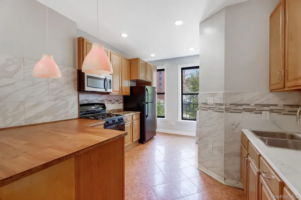 1281 Nostrand Avenue Brooklyn NY 11226