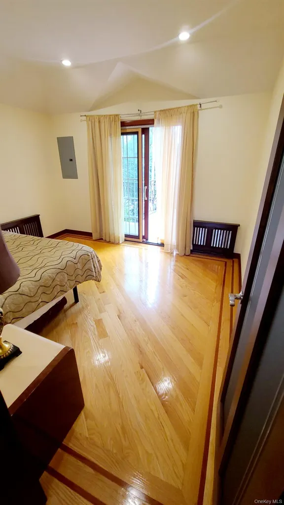 64-47 Dieterle Crescent Rego Park NY 11374