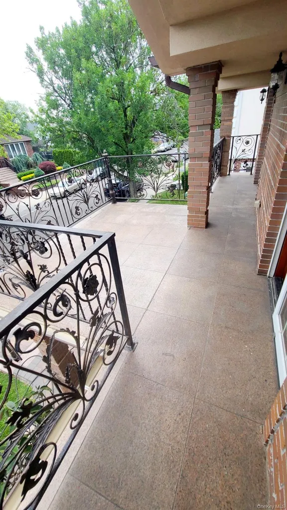 64-47 Dieterle Crescent Rego Park NY 11374