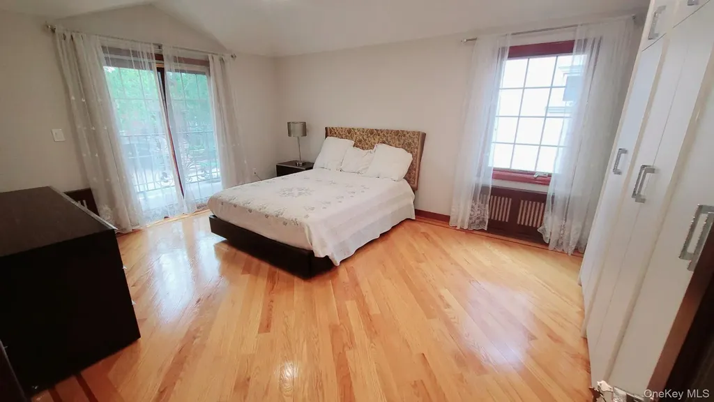 64-47 Dieterle Crescent Rego Park NY 11374