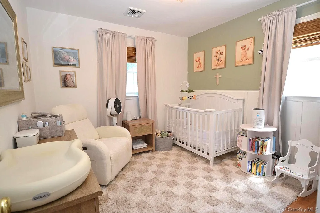 190 Pine Neck Avenue East Patchogue NY 11772
